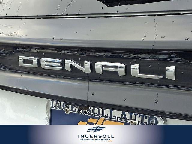 2024 GMC Acadia Denali