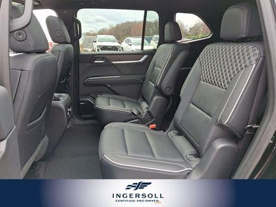 2025 GMC Acadia Denali