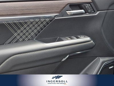 2025 GMC Acadia Denali