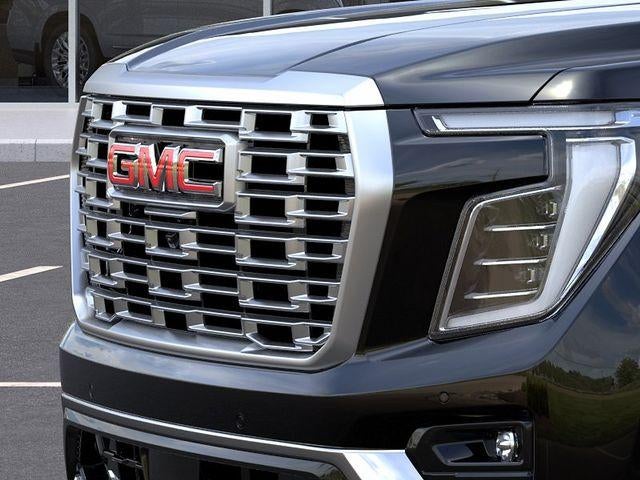 2026 GMC Yukon Denali - Photo 13