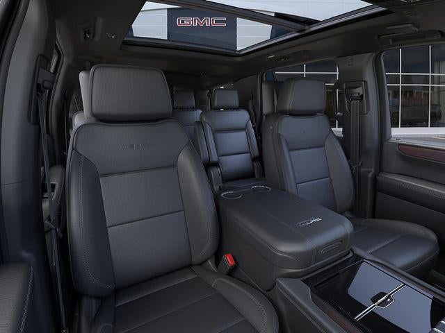 2026 GMC Yukon Denali - Photo 16