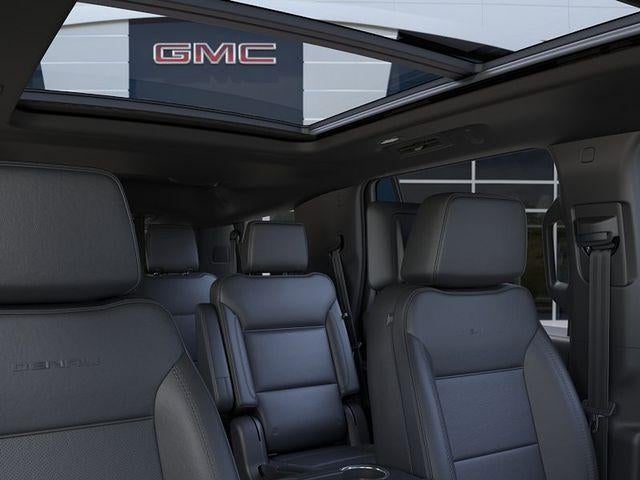 2026 GMC Yukon Denali - Photo 24