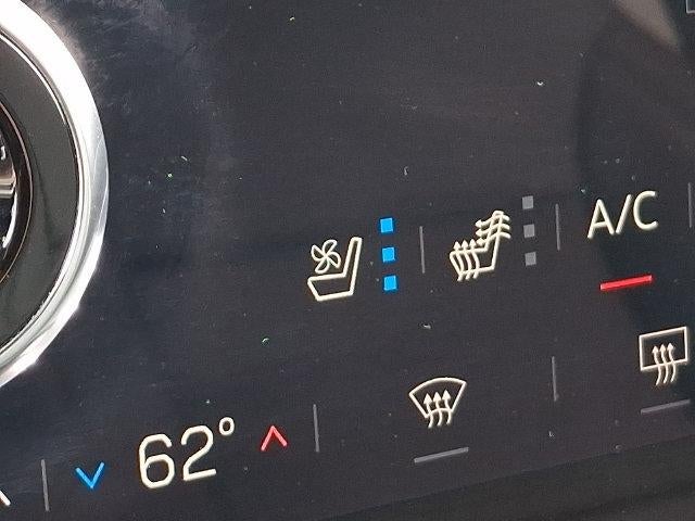 2025 GMC Yukon XL AT4