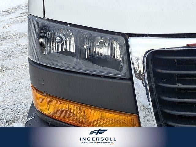 2021 GMC Savana Cargo 2500 Base