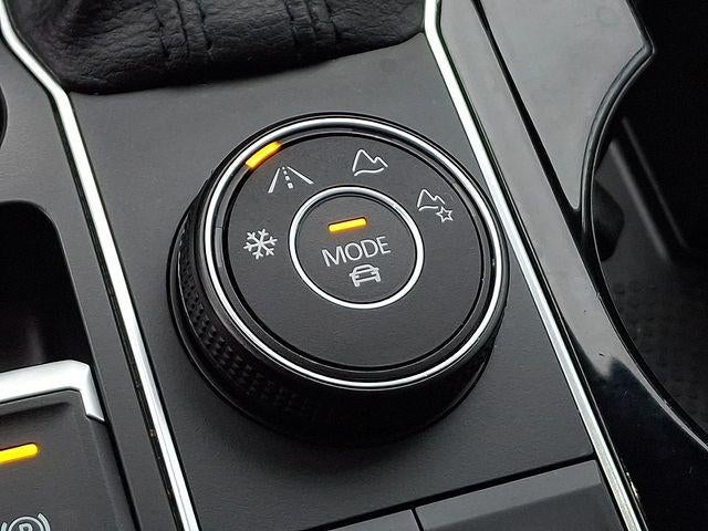 2020 Volkswagen Atlas Cross Sport 3.6L V6 SEL Premium