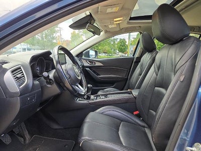 2018 Mazda Mazda3 5-Door Touring