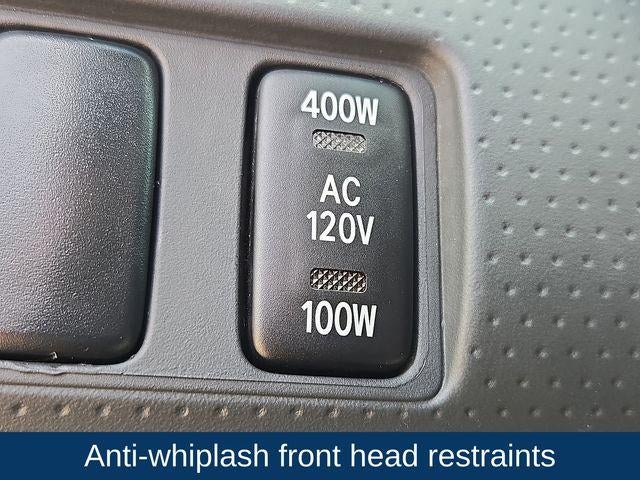 2012 Toyota Tacoma 4WD Double Cab V6 MT (Natl)