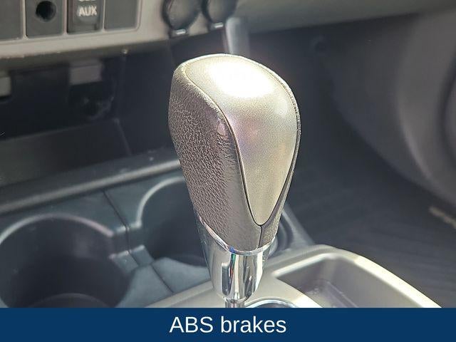 2012 Toyota Tacoma 4WD Double Cab V6 MT (Natl)