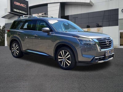 2023 Nissan Pathfinder Platinum