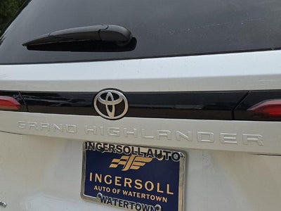 2025 Toyota Grand Highlander Hybrid XLE