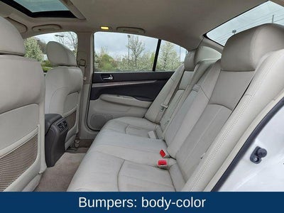 2015 INFINITI Q40 4dr Sdn AWD