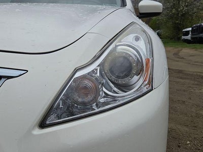 2015 INFINITI Q40 4dr Sdn AWD