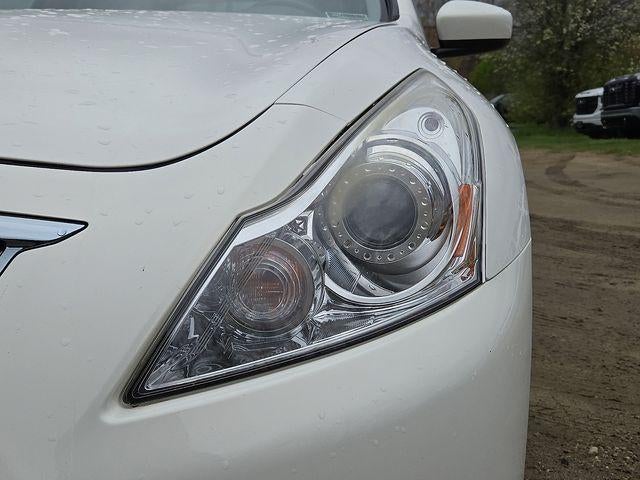 2015 INFINITI Q40 4dr Sdn AWD