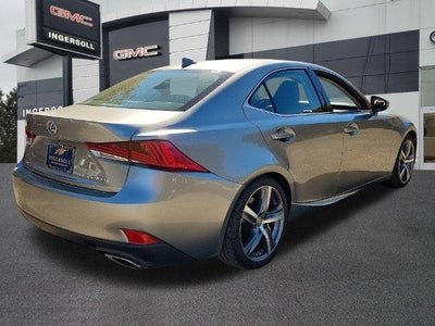 2018 Lexus IS 