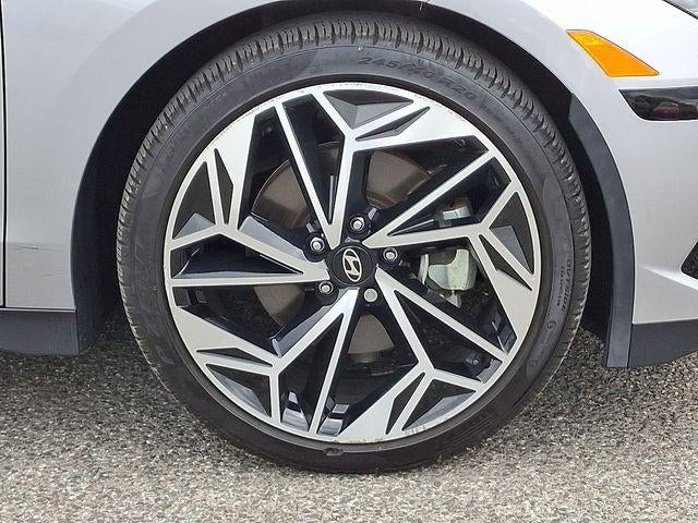 2024 Hyundai IONIQ 6 SEL