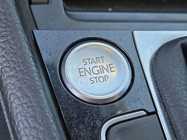 2018 Volkswagen Golf R Base