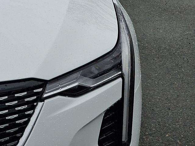 2023 Cadillac CT4 Luxury