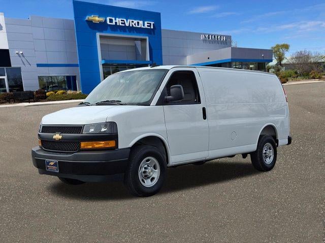 2025 Chevrolet Express Cargo Base