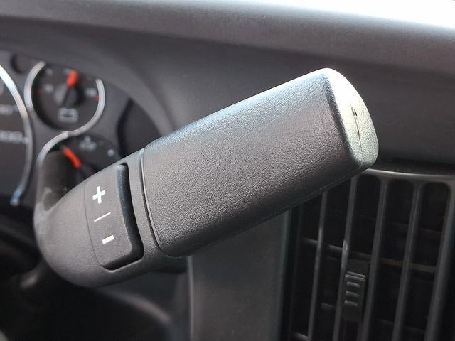 2025 GMC Savana Cutaway 3500 Base