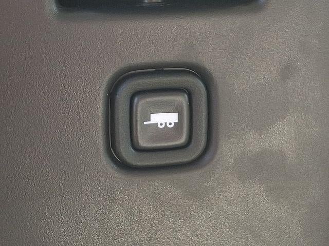 2025 GMC Savana Cutaway 3500 Base