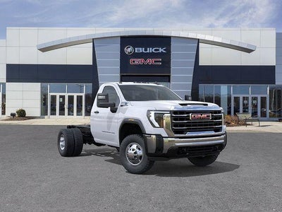 2026 GMC Sierra 3500 HD Chassis Cab Pro