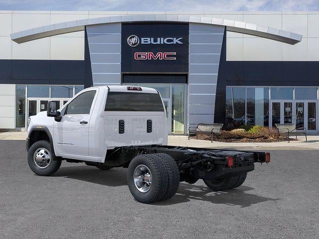2026 GMC Sierra 3500 HD Chassis Cab Pro