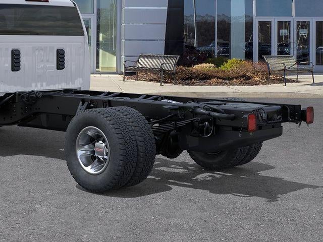 2026 GMC Sierra 3500 HD Chassis Cab Pro