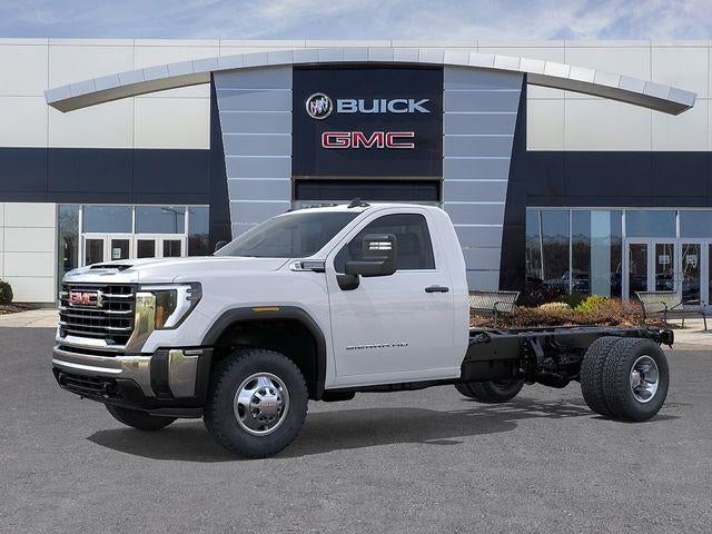 2026 GMC Sierra 3500 HD Chassis Cab Pro