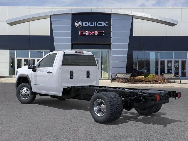 2026 GMC Sierra 3500 HD Chassis Cab Pro