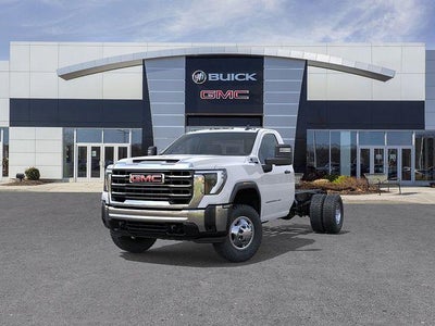 2026 GMC Sierra 3500 HD Chassis Cab Pro