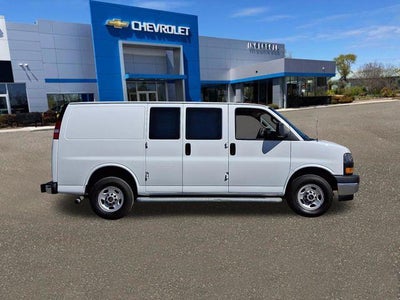 2024 GMC Savana Cargo 2500 Base