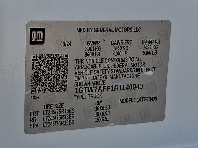 2024 GMC Savana Cargo 2500 Base