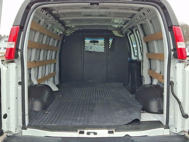 2024 GMC Savana Cargo 2500 Base