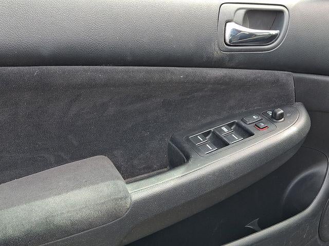 2004 Honda Accord Sdn LX