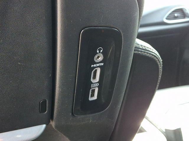 2019 Chrysler Pacifica Touring L Plus