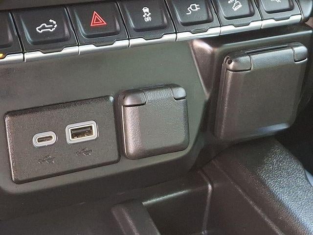 2023 Chevrolet Silverado 3500 HD High Country