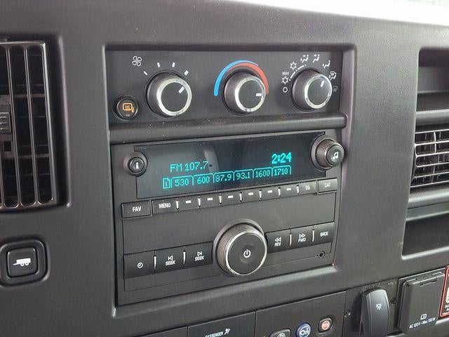 2025 GMC Savana Cutaway 3500 Base