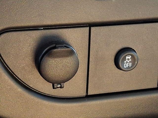 2025 GMC Savana Cutaway 3500 Base