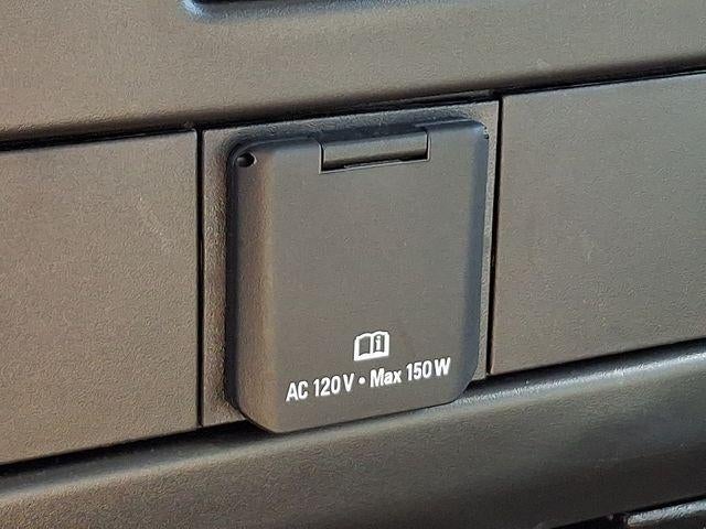 2025 GMC Savana Cutaway 3500 Base