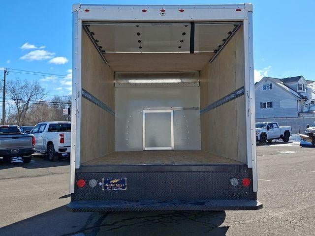 2025 GMC Savana Cutaway 3500 Base