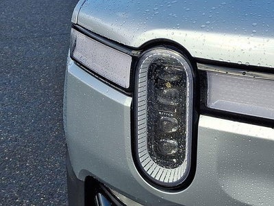 2024 RIVIAN R1S Adventure