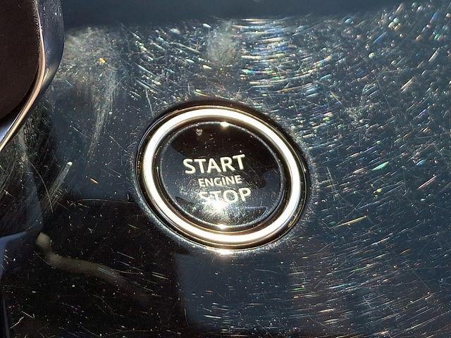 2025 Land Rover Range Rover Sport P360 SE