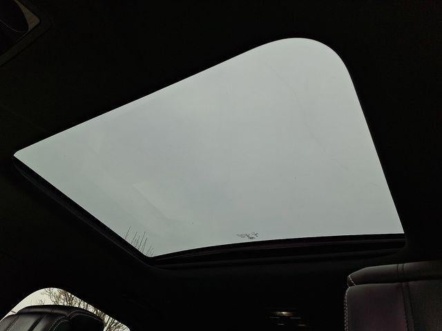 2023 Land Rover Discovery P360 HSE R-Dynamic