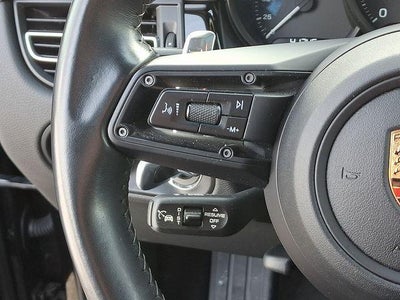 2023 Porsche Macan Base
