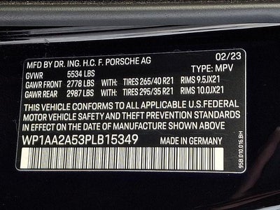 2023 Porsche Macan Base