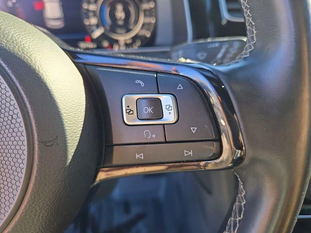 2018 Volkswagen Golf R Base