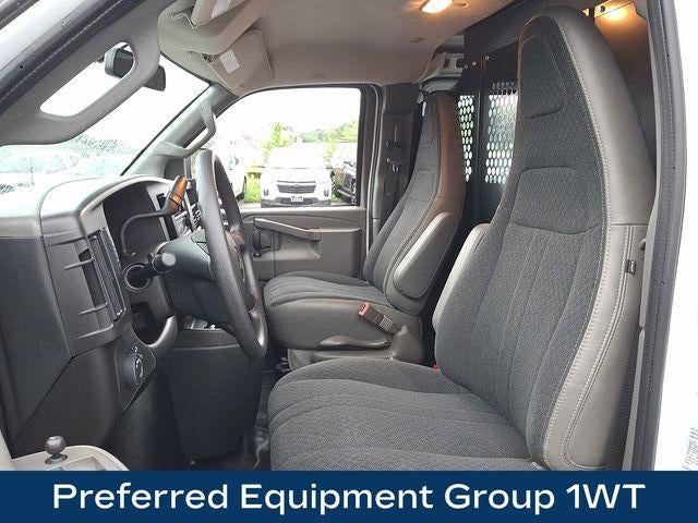 2025 Chevrolet Express Cargo Base