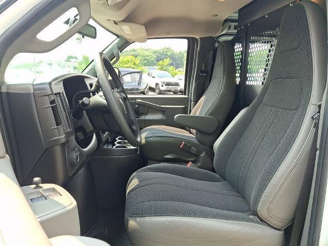 2025 Chevrolet Express Cargo Base