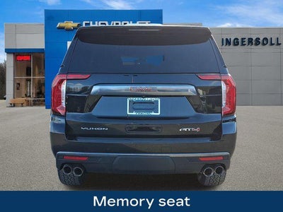 2022 GMC Yukon XL AT4