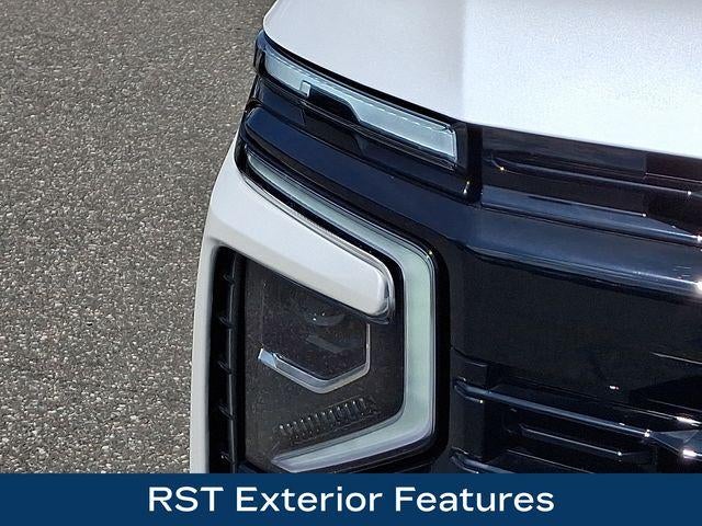 2025 Chevrolet Suburban RST